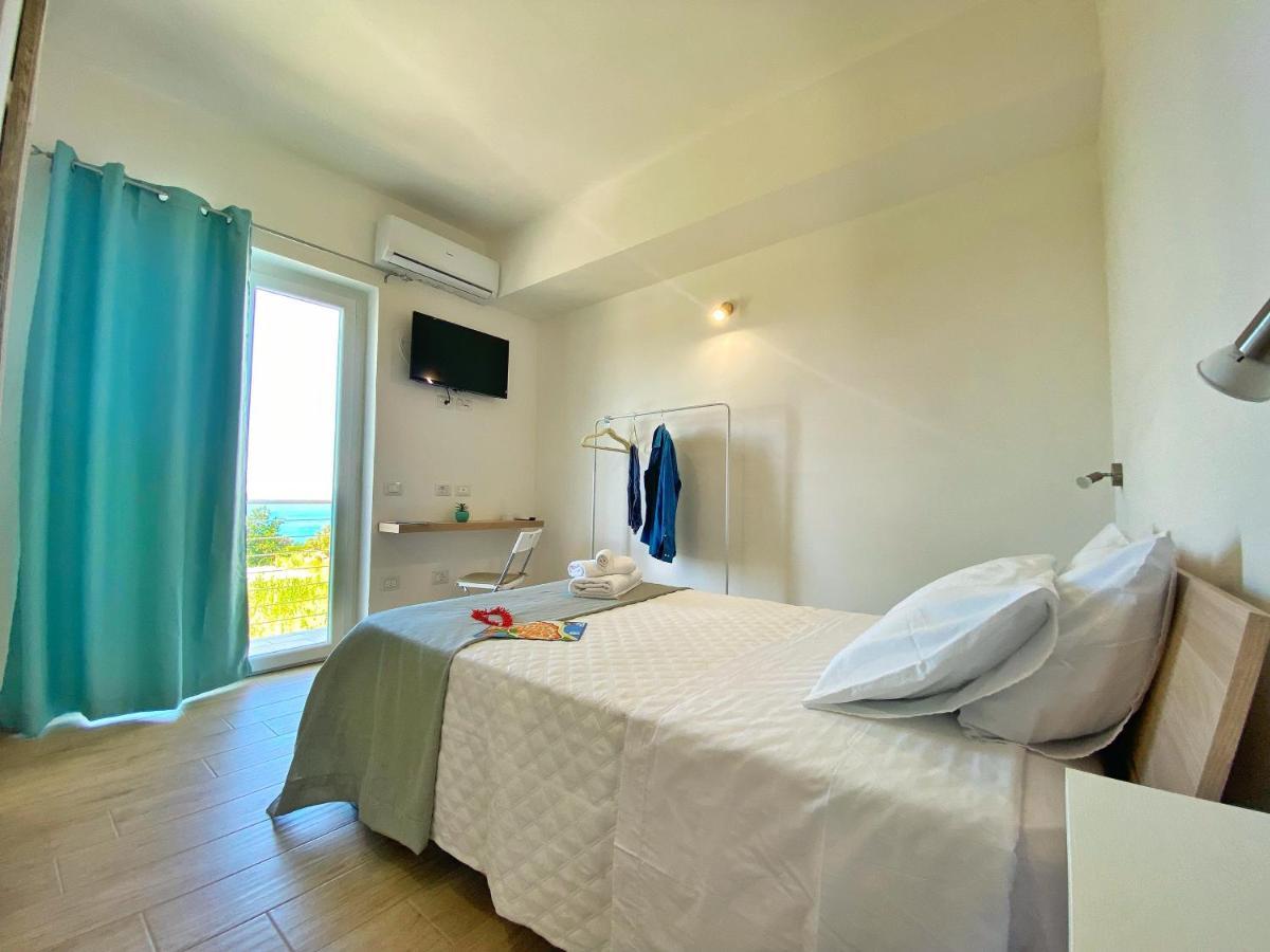 Campus Dei - Tropea Rooms Exteriér fotografie